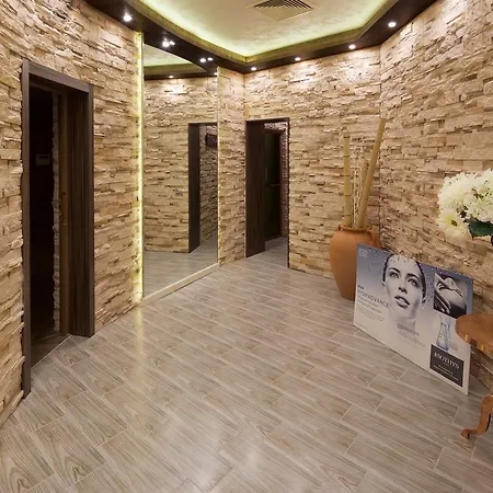 Sardinia And Spa 公寓式酒店 2*