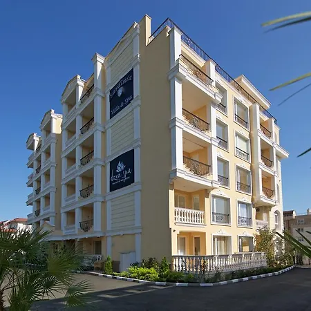 Sardinia And Spa 公寓式酒店 圣弗拉斯